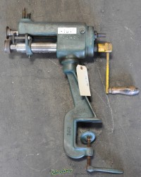 used roper whitney hand crimping machine 622E