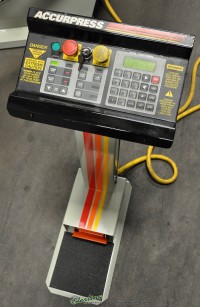 used accurpress cnc hydraulic press brake 717512