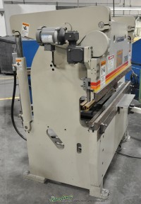 used accurpress cnc hydraulic press brake 7606