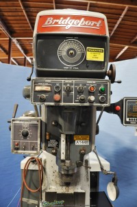 used bridgeport cnc vertical mill Series 2 SWI Trax