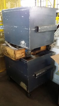used puckmaster metal chip briquetting system great for scrap metal processing of metal turnings from lathes, cnc lathes, grinding machines. built for compacting shavings, grindings, and turnings as well as fluid removal 225H