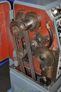 used acraturn engine lathe LS-400