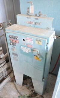 used almco vibratory deburring machine (tub type) V-27