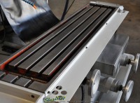 used acra cnc vertical mill (bed type) DM-2VS