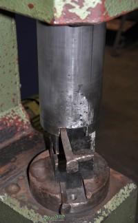 kuhn air powered metal pounding machine K12/42