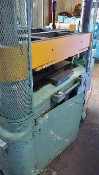 used columbus industries model trimmer 4 post hydraulic trim press