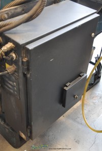used vantage 3 axis cnc vertical milling machine needs work.  