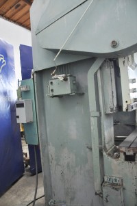 used cyril bath co. heavy duty air-trip mechanical press brake 150-4