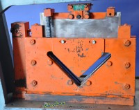 used scotchman hydraulic iron worker 6509-24M
