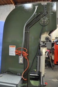 used di-acro hydra-mechanical press brake 14-72