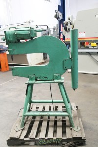 used chicago compression riveter CP-0625-24